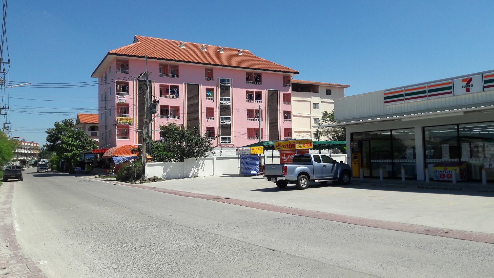 Bun Som Apartment Ban Don Lang Екстериор снимка